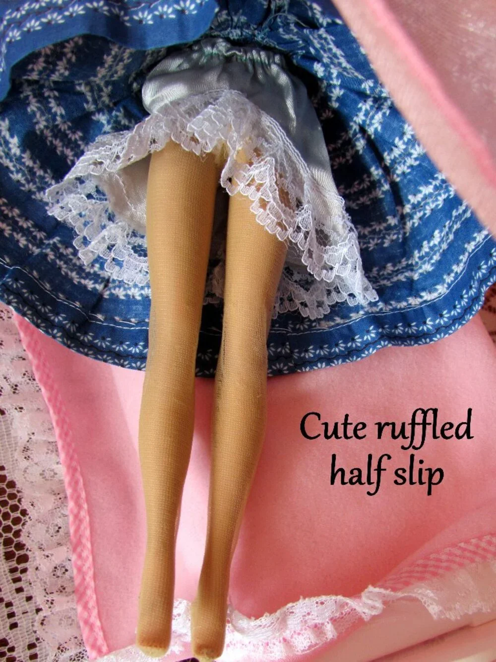 VINTAGE 1961 TITIAN BUBBLE CUT BARBIE LOT, NO GREEN EAR LET'S DANCE, SENIOR PROM